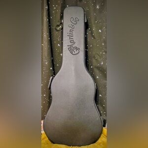 Martin Molded Dreadnought Hardshell Case Black